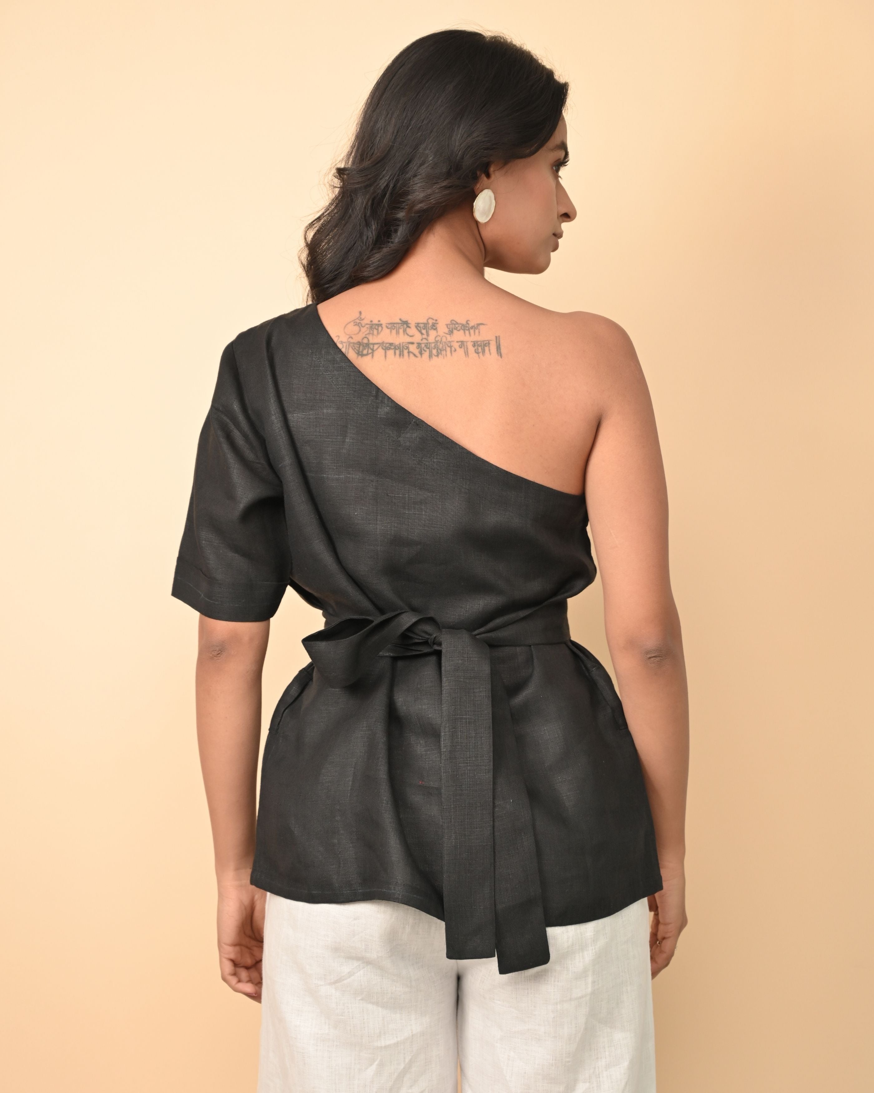 Pure Linen Black One Shoulder Top