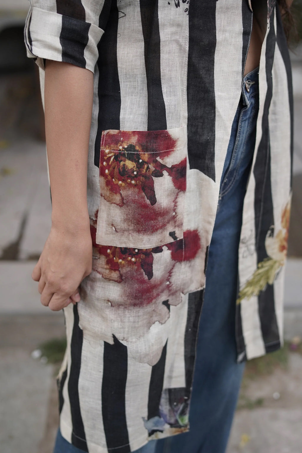 PURE LINEN LONG SHRUG